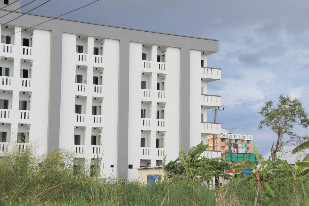 At Ease Hotel Suvarnabhumi Bang Phli Exterior photo