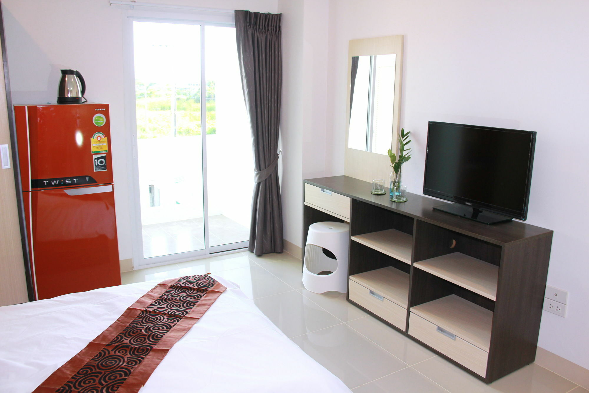 At Ease Hotel Suvarnabhumi Bang Phli Exterior photo
